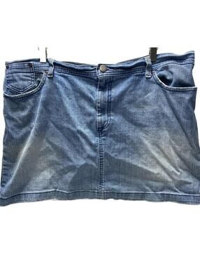 Low Waist Jean Skirt Plus Size Distressed Denim Dirt Spot On Back As Is Co